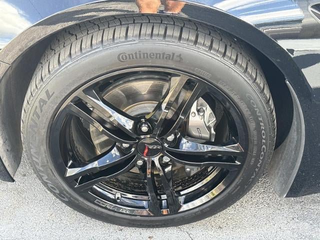 Used 2017 Chevrolet Corvette Stingray Coupe w/ Carbon Flash Badge Package RWD image 9