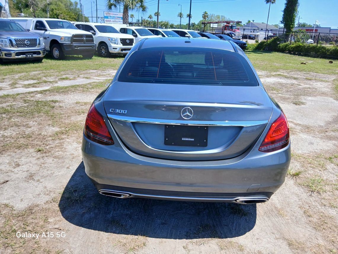 Used 2021 Mercedes-Benz C 300 Sedan w/ Premium Package image 4