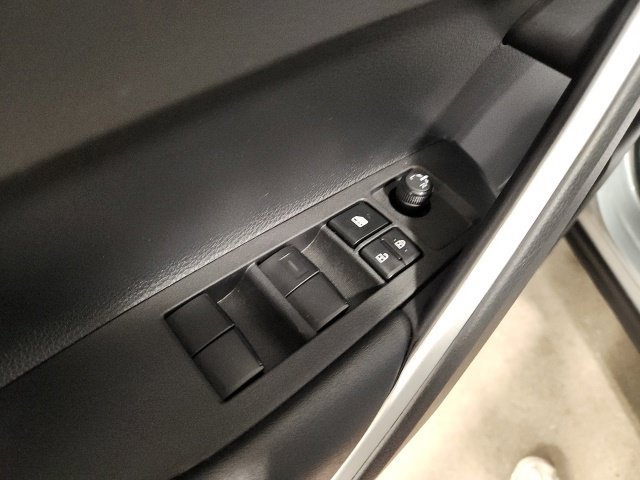 Used 2024 Toyota Corolla Cross AWD Hybrid image 22