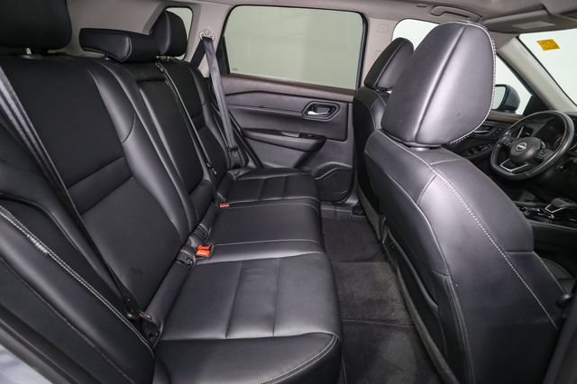 Used 2023 Nissan Rogue SL AWD/4WD image 19
