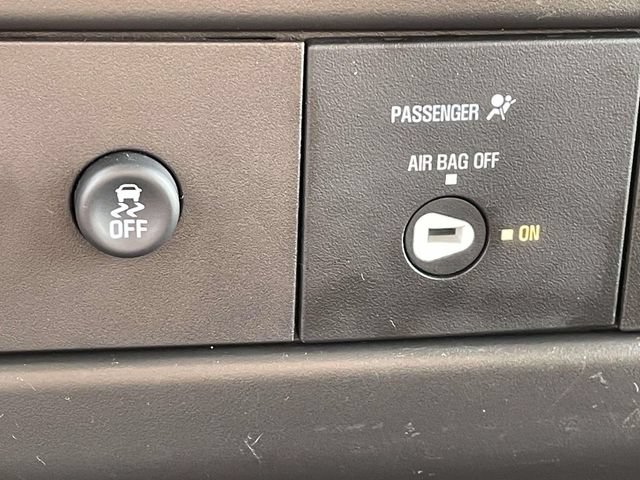 Used 2025 Chevrolet Express 3500 LT w/ LT Preferred Equipment Group RWD image 20