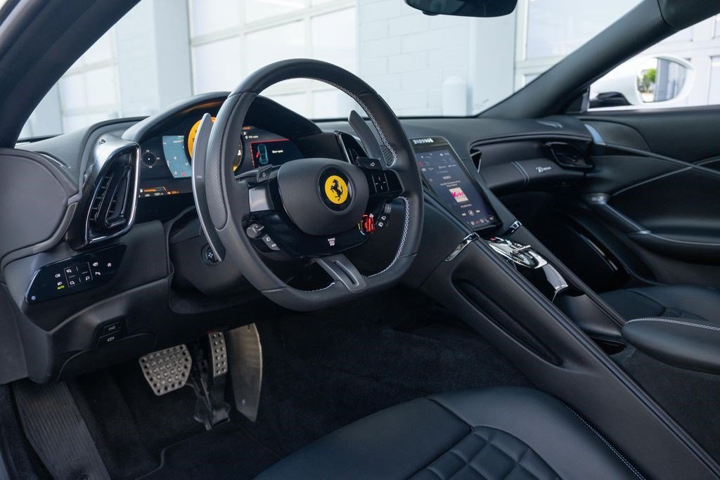 Used 2022 Ferrari Roma RWD image 28