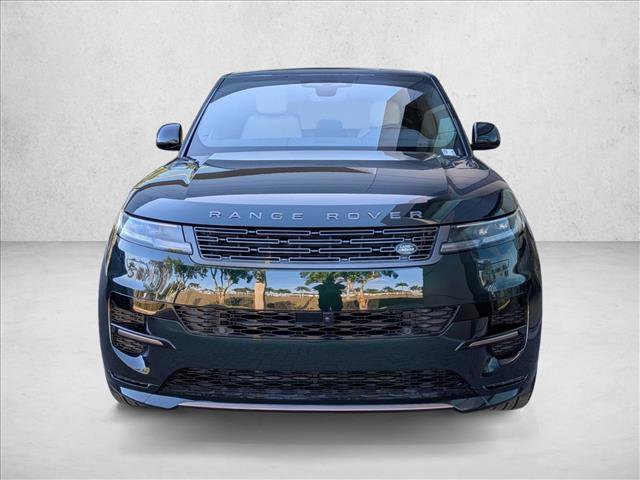 Used 2026 Land Rover Range Rover Sport Dynamic SE image 2