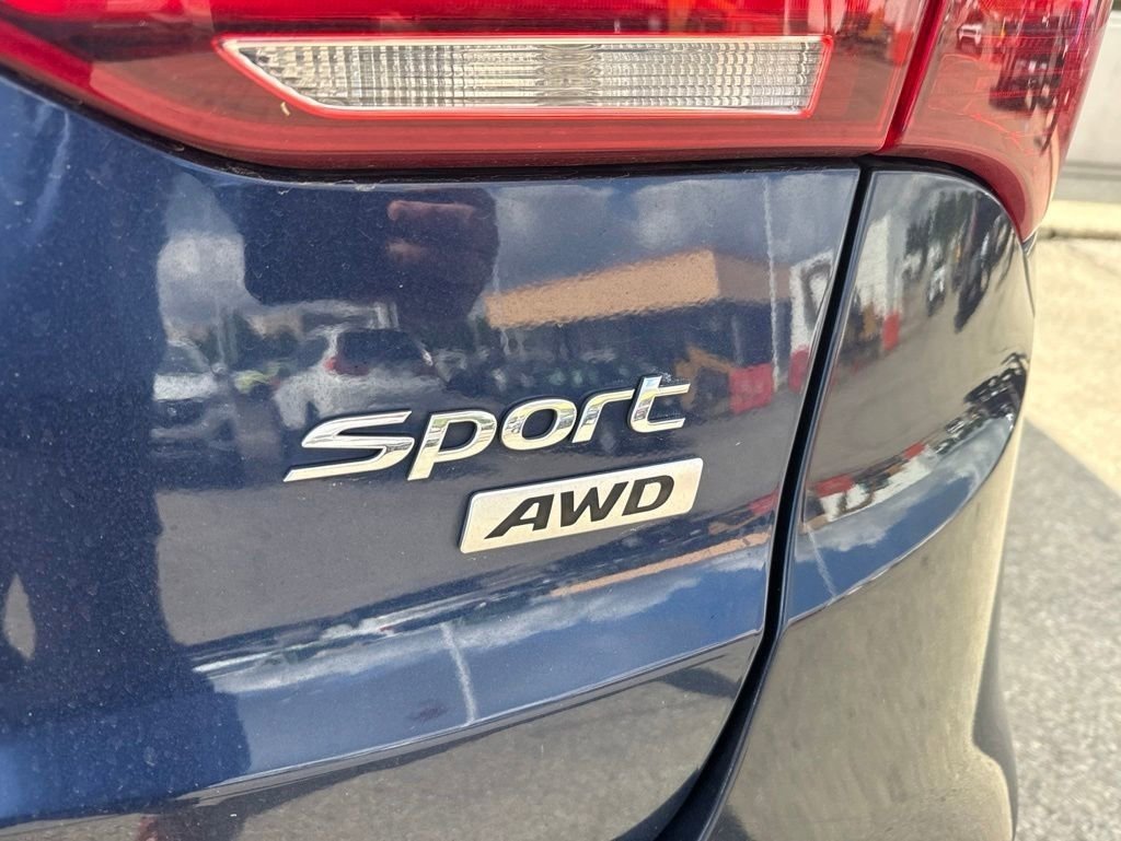 Used 2017 Hyundai Santa Fe Sport AWD/4WD image 10
