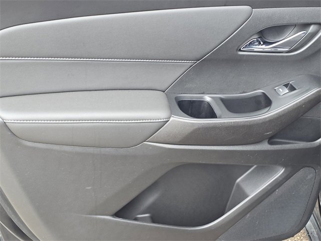 Used 2023 Chevrolet Traverse LT w/ LPO, Floor Liner Package image 21