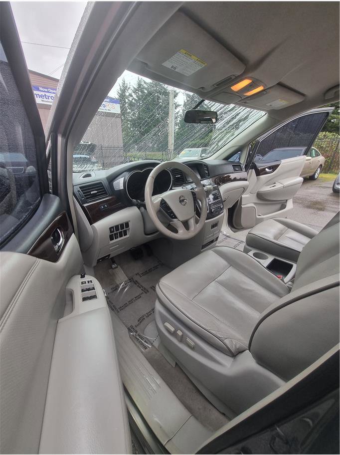 Used 2014 Nissan Quest SV w/ Leather Package image 10