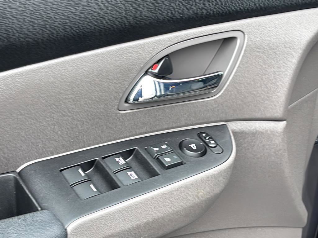 Used 2016 Honda Odyssey EX-L image 12