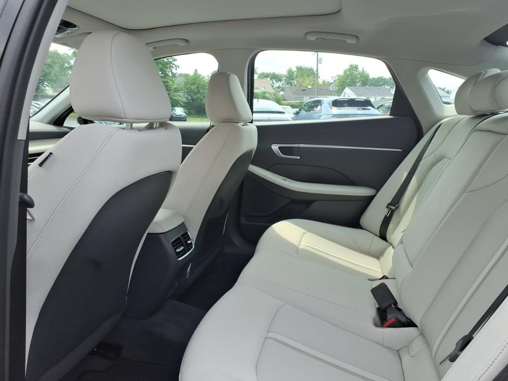 New 2026 Hyundai Sonata SEL FWD image 14