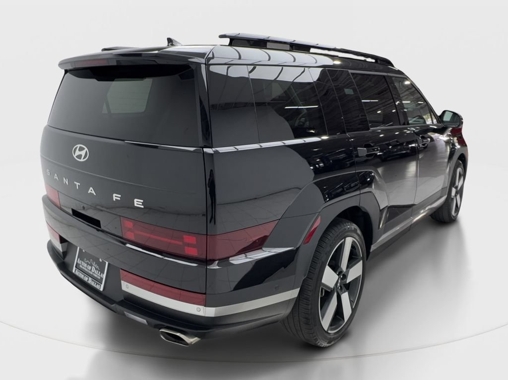 Used 2025 Hyundai Santa Fe Limited FWD image 7