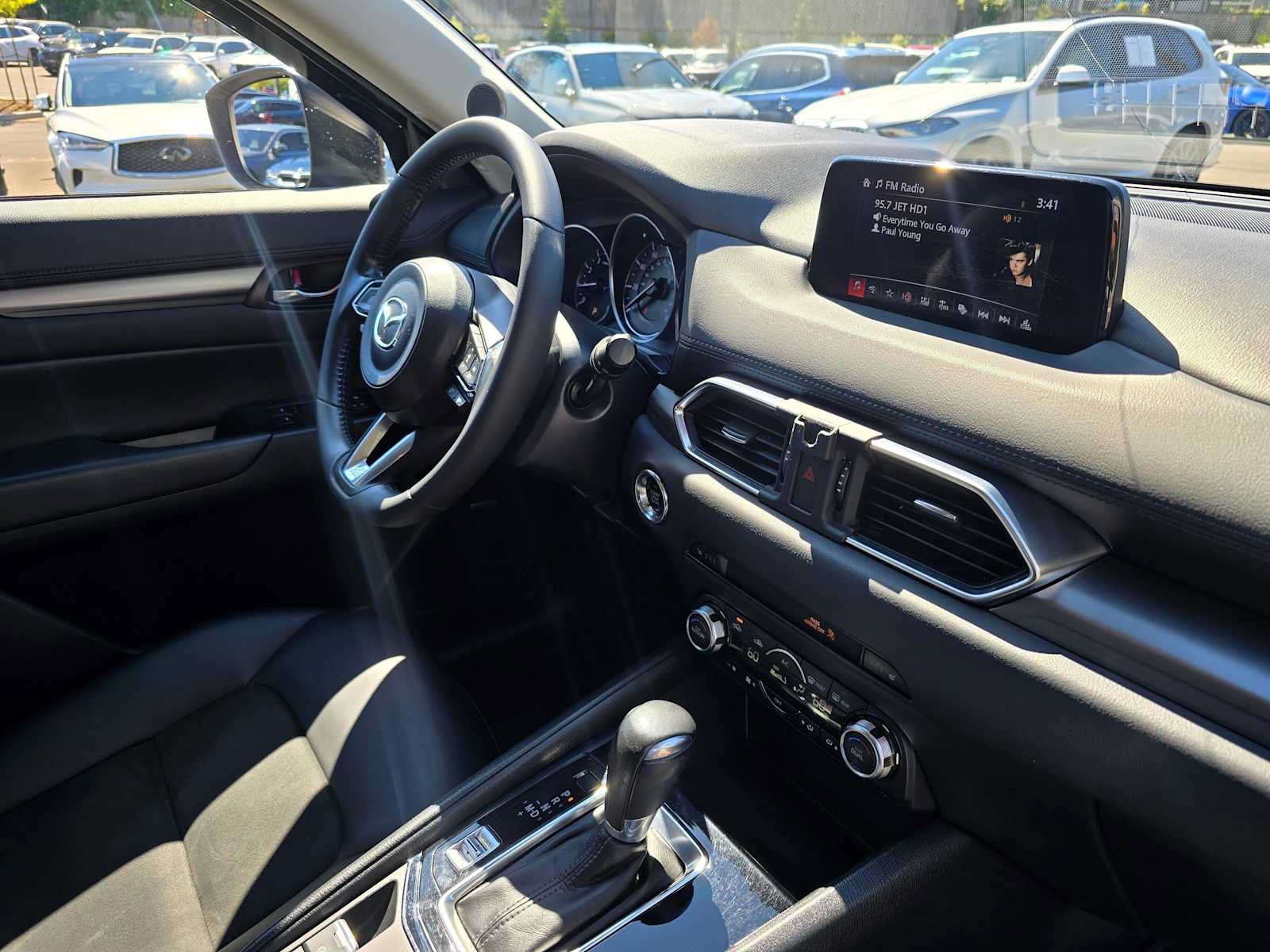Used 2018 MAZDA CX-5 Touring w/ Preferred Equipment Package AWD/4WD image 9