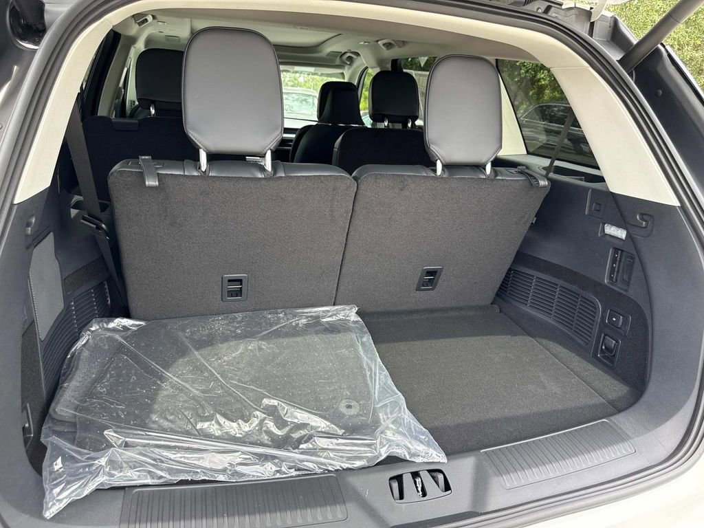New 2025 Lincoln Aviator Reserve w/ Equipment Group 201A image 11