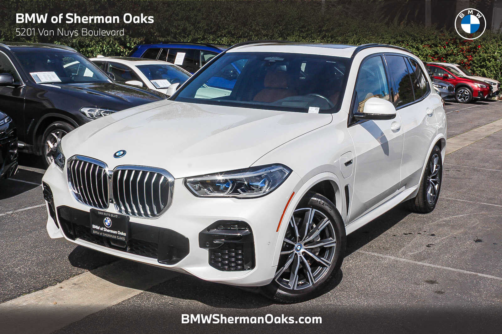 Certified 2023 BMW X5 xDrive45e w/ Executive Package image 1