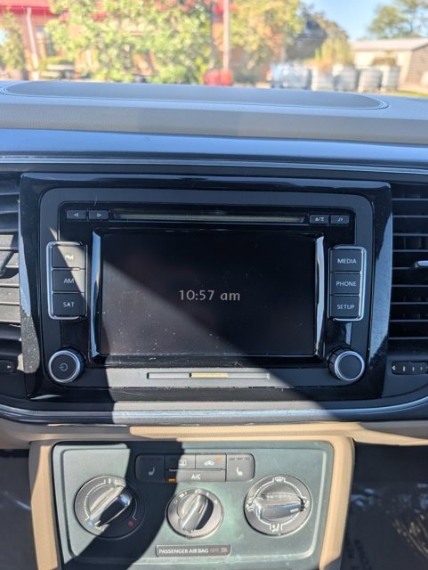 Used 2013 Volkswagen Beetle 2.5 image 10