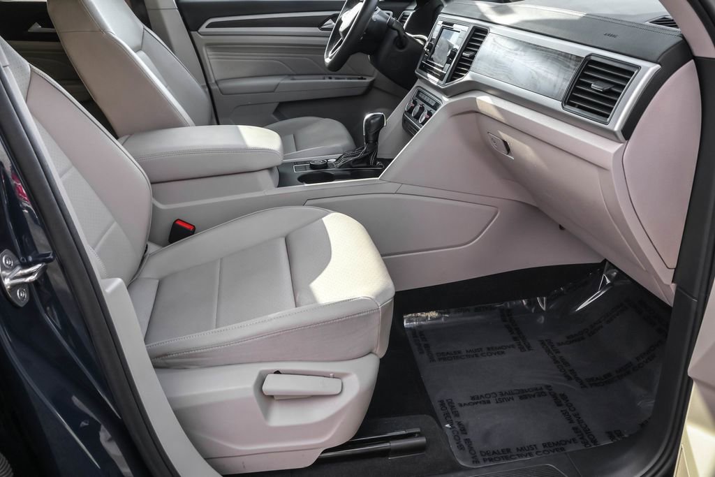Used 2022 Volkswagen Atlas SE image 36