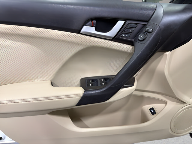 Used 2013 Acura TSX Sedan FWD image 9