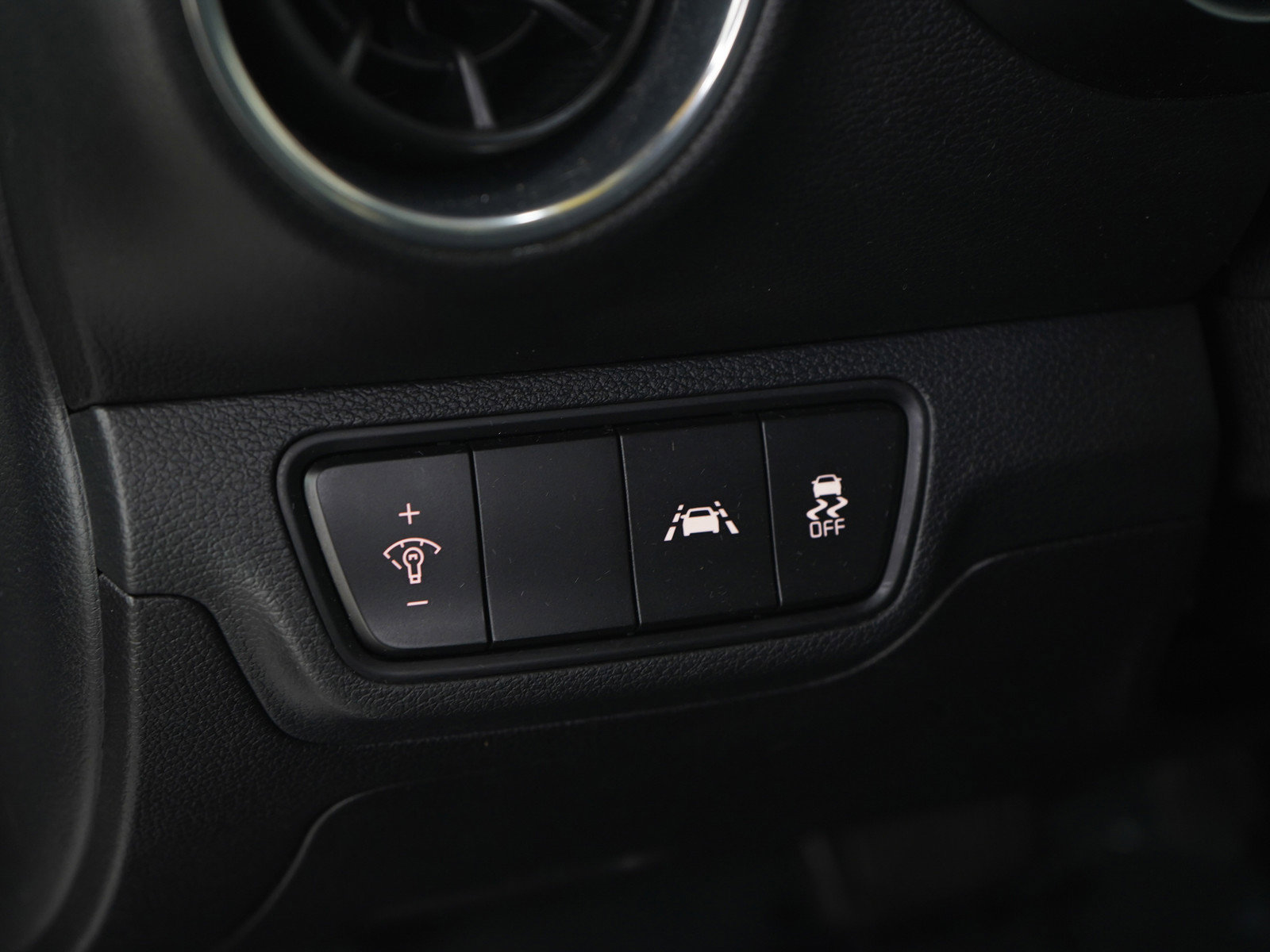 Used 2019 Kia Forte S FWD image 23