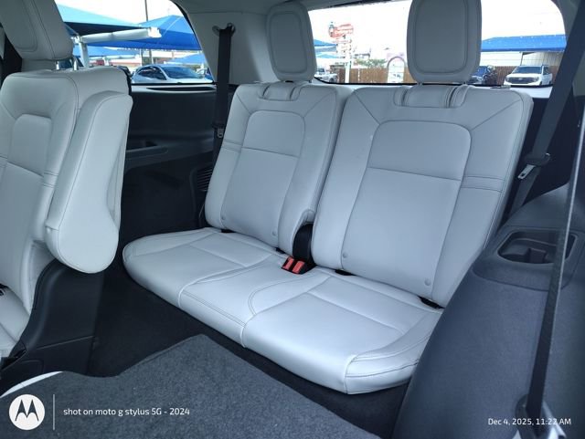 New 2026 Lincoln Aviator 2WD image 14