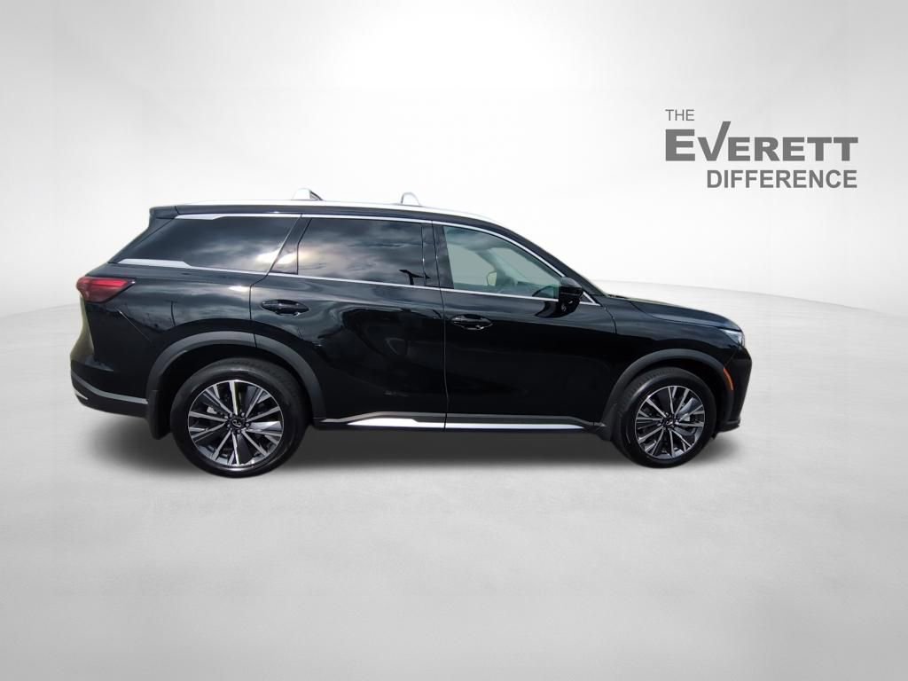 Used 2026 INFINITI QX60 Luxe w/ Cargo Package FWD image 4