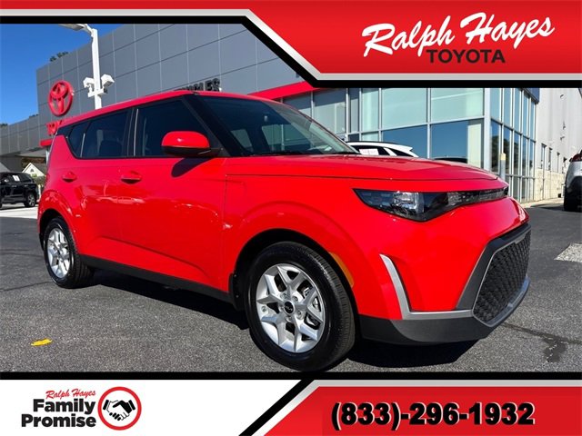 Used 2023 Kia Soul LX w/ LX Technology Package