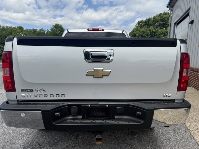 Used 2011 Chevrolet Silverado 1500 LTZ w/ LTZ Plus Package AWD/4WD image 7