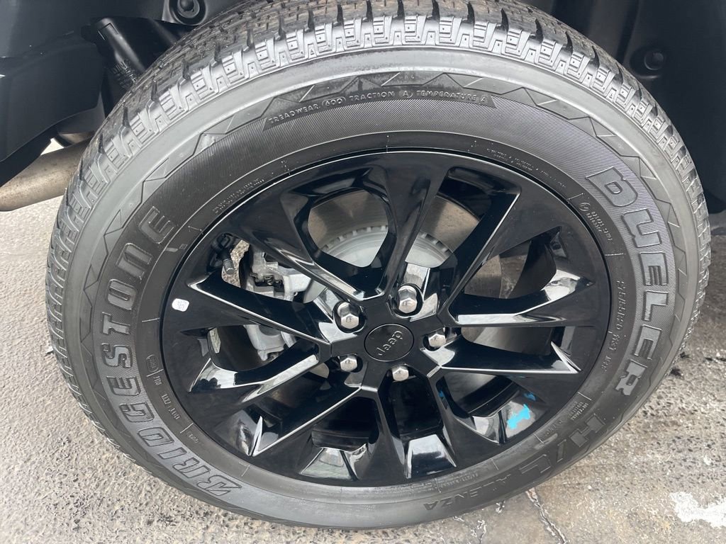 Used 2022 Jeep Wrangler Unlimited Sahara image 27