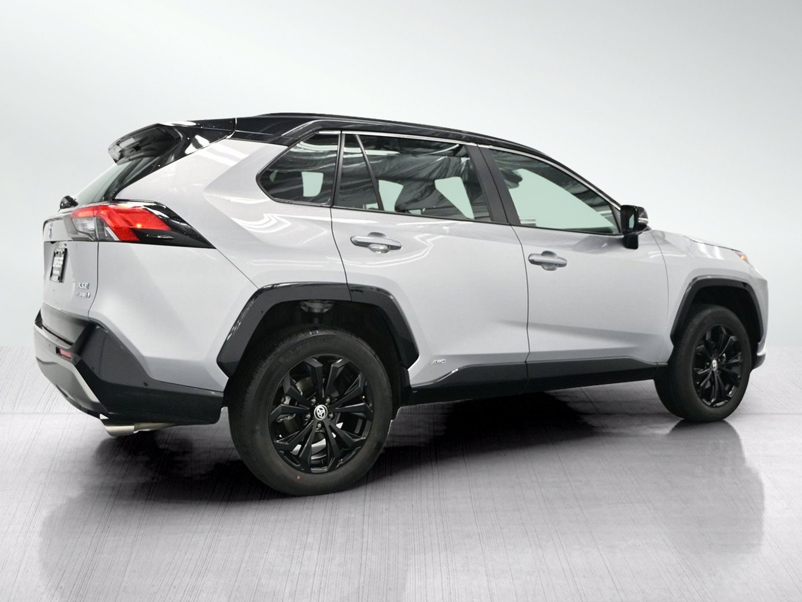 Used 2024 Toyota RAV4 XSE w/ Advanced Technology Package AWD/4WD image 7
