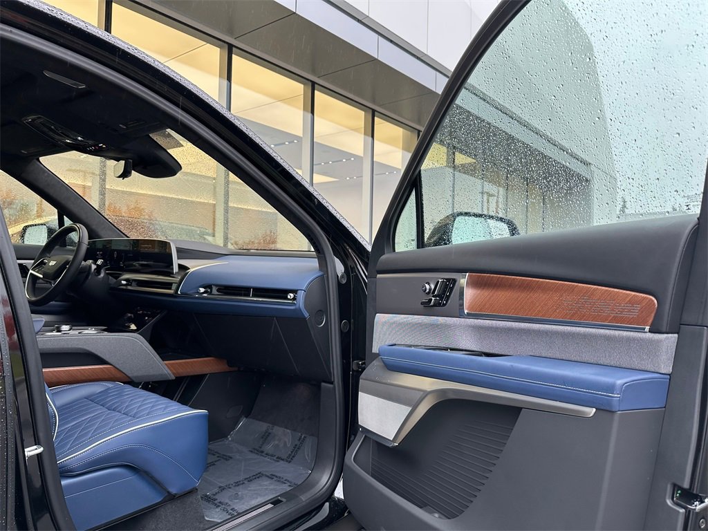 New 2026 Cadillac Vistiq Premium Luxury image 11