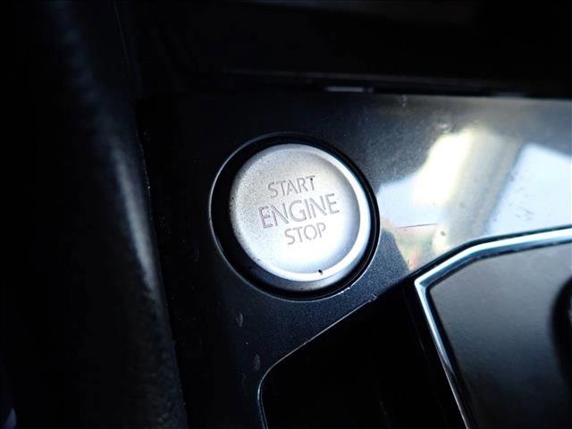 Used 2021 Volkswagen Tiguan SE R-Line image 20