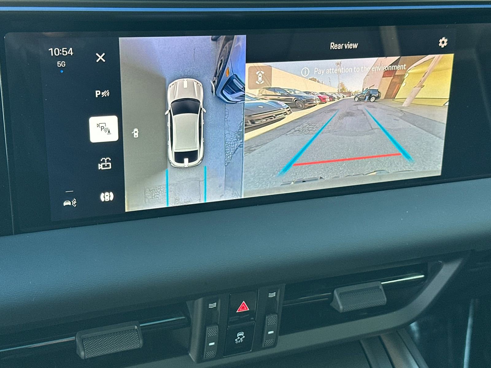 New 2025 Porsche Macan Turbo Electric image 24