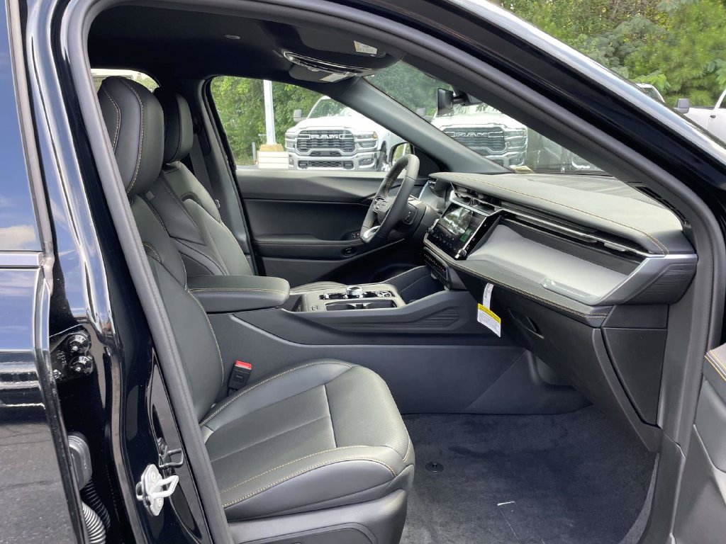 New 2026 Jeep Cherokee Limited AWD/4WD image 15