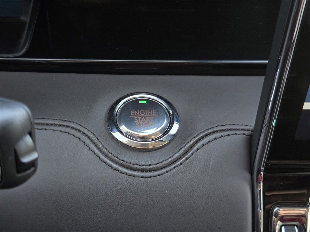 Used 2022 Lincoln Navigator L Black Label image 34