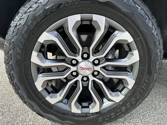 Used 2024 GMC Canyon Denali AWD/4WD image 21