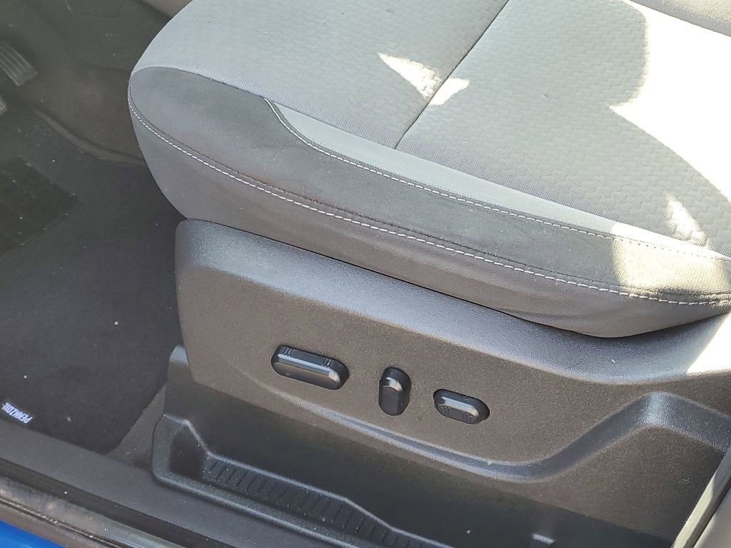 Used 2019 Ford Escape SE FWD image 11