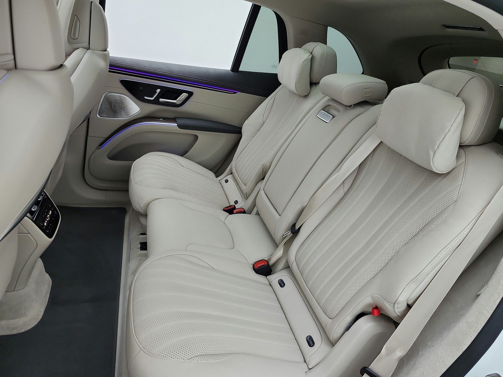 New 2027 Mercedes-Benz EQS 400 4MATIC SUV image 11