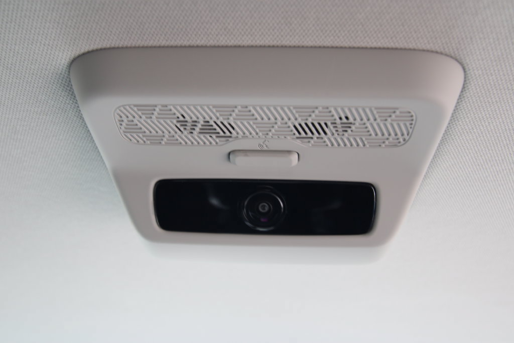 Used 2026 Kia Carnival EX FWD image 43