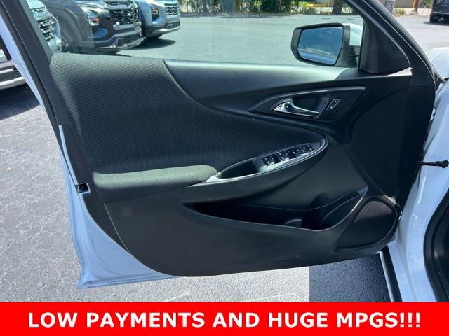 Used 2024 Chevrolet Malibu LT FWD image 12