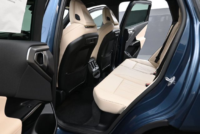 New 2026 BMW X3 xDrive30i w/ Convenience Package AWD/4WD image 19