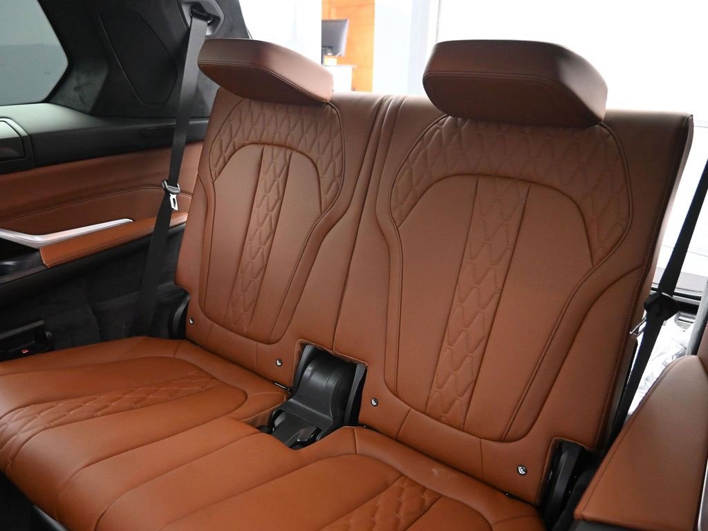 New 2026 BMW X7 xDrive40i w/ M Sport Package image 30