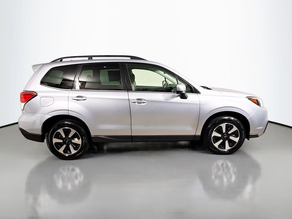 Used 2017 Subaru Forester 2.5i Limited w/ Popular Package #2 image 8