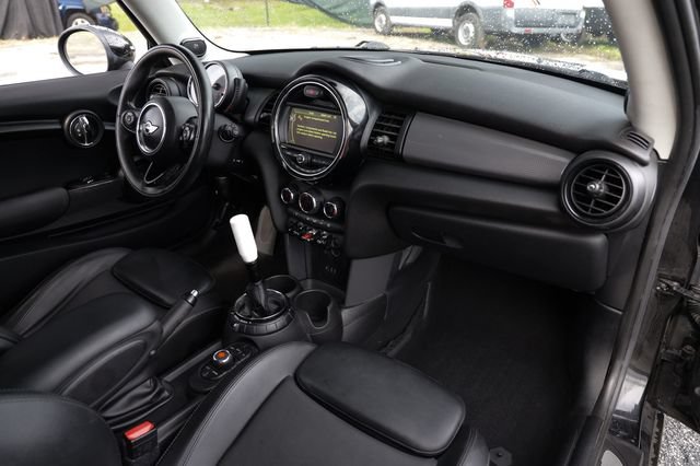 Used 2015 MINI Cooper 2-Door Hardtop FWD image 19