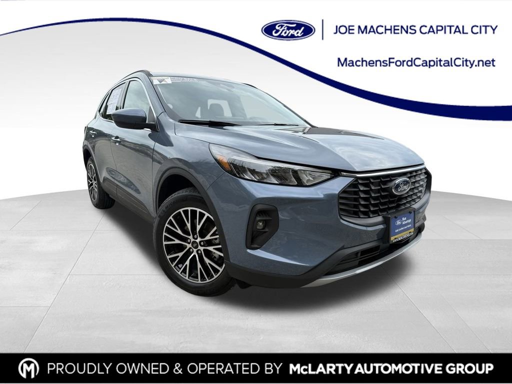 Certified 2025 Ford Escape SE