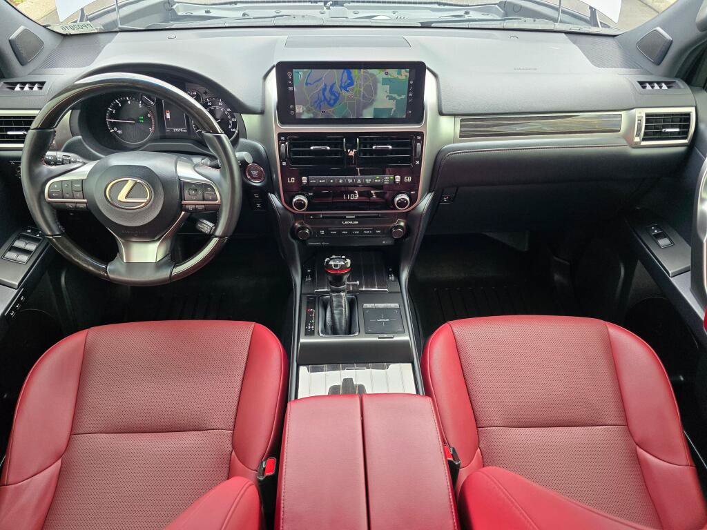 Used 2023 Lexus GX 460 Premium w/ Premium Package AWD/4WD image 17