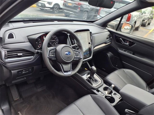 Used 2025 Subaru Forester Limited image 11