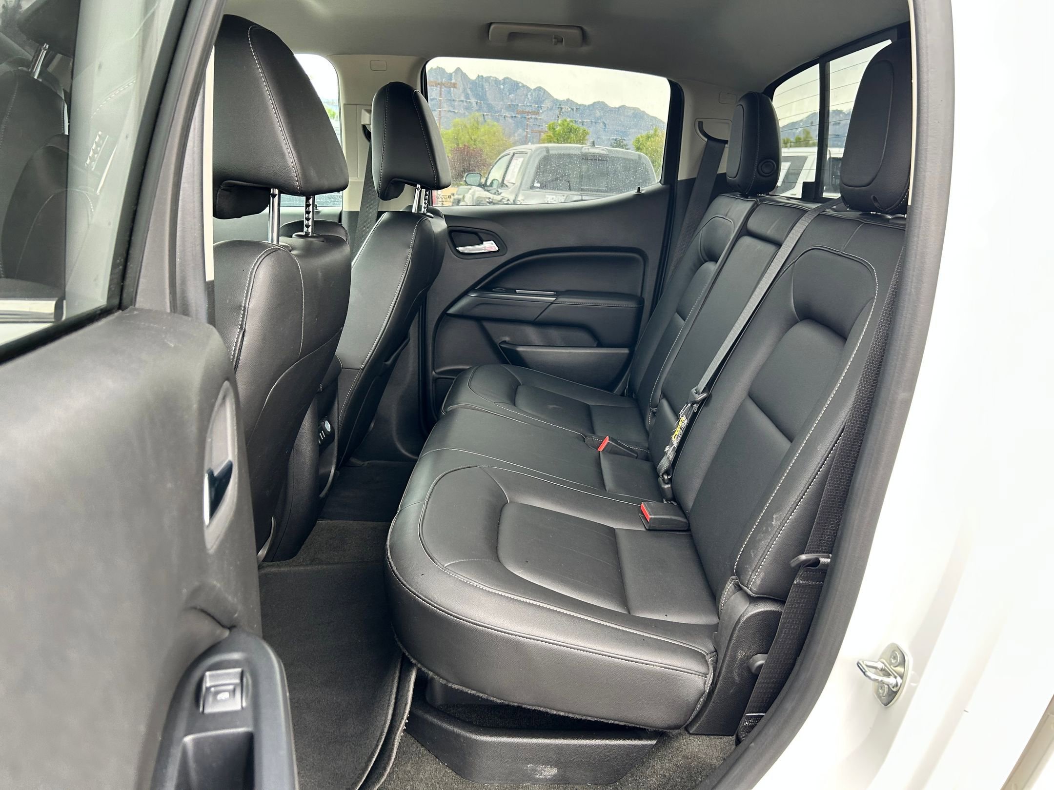 Used 2016 GMC Canyon SLT w/ Driver Alert Package image 24