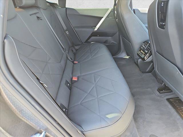 Used 2024 BMW iX xDrive50 w/ Sport Package AWD/4WD image 20