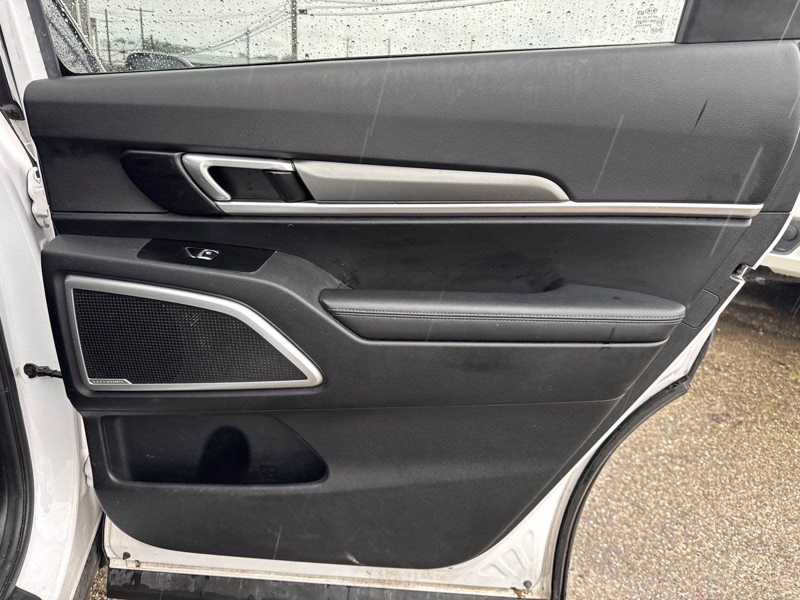 Used 2021 Kia Telluride S FWD image 29