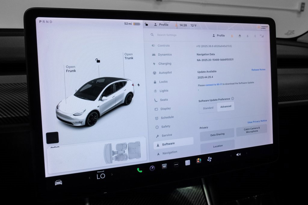 Used 2020 Tesla Model Y Performance image 32
