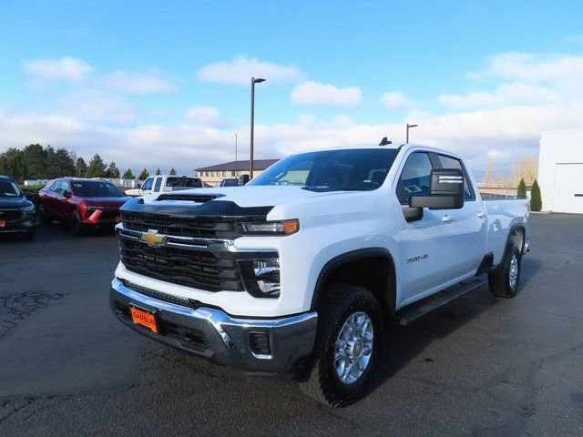 Certified 2024 Chevrolet Silverado 3500 LT image 3