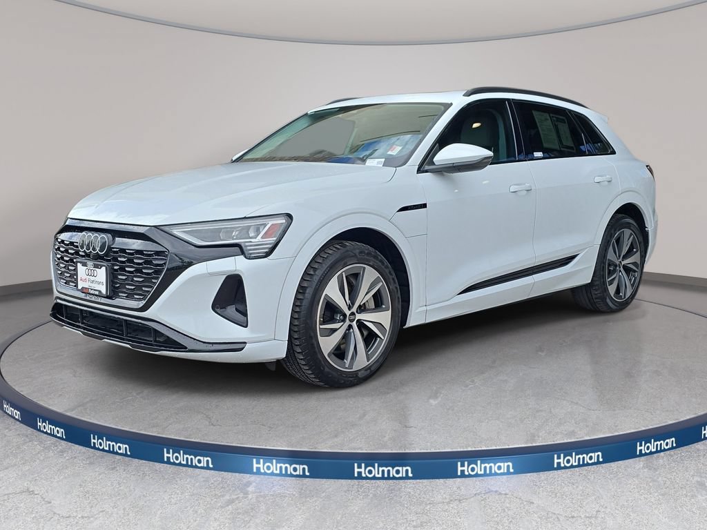 Used 2024 Audi Q8 e-tron Premium Plus AWD/4WD image 1