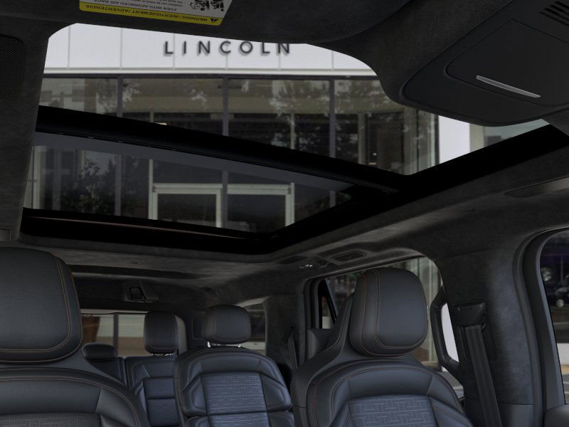 New 2025 Lincoln Navigator Black Label image 22